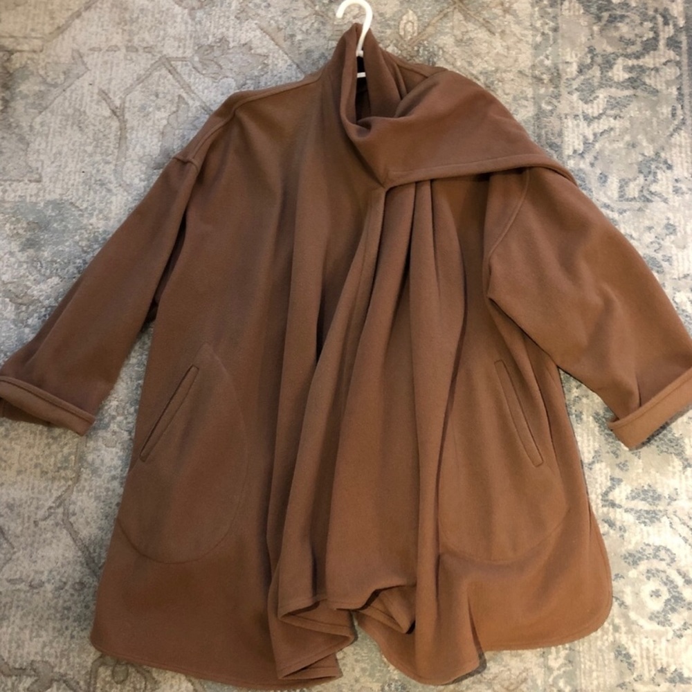 ❤️ Cape Coat in Camel colour - wool, Made in Ita…
